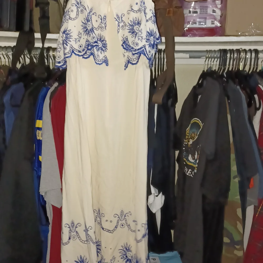 CLEOBELLA SPAGHETTI STRAP EMBRODERY - Picture 3 of 3